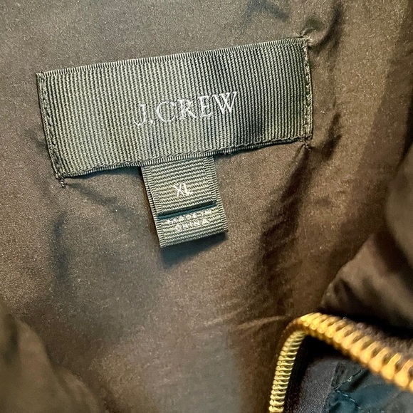 J. Crew Excursion Down Fill Quilted Puffer Vest with Pockets size XL Black - Picture 5 of 7